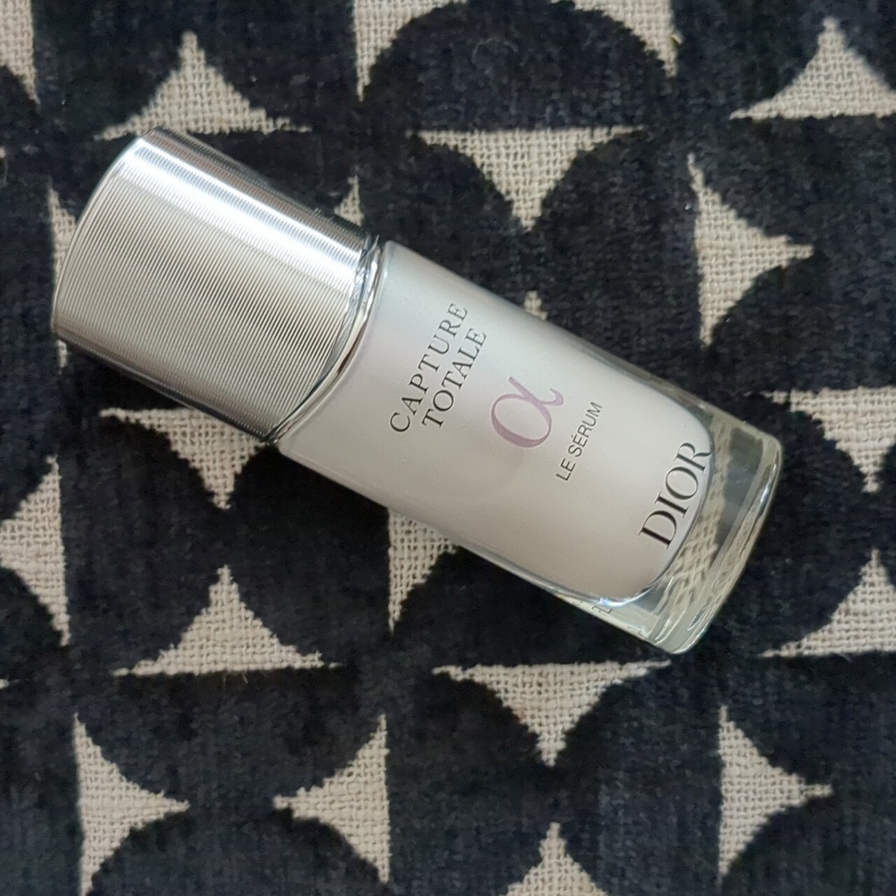 Dior Capture Totale Le Serum 30ml/1 fl oz Full Size - New